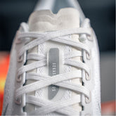 Men's sports shoes